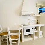 Deluxe & Ageri-milos Apartamento *