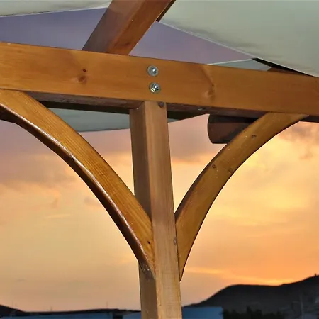 Apartament Deluxe & Ageri-milos *