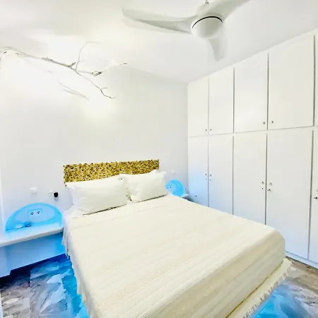 Deluxe Studios&suites Ageri-milos Apartment Adamantas (Milos)