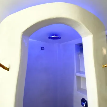 Deluxe & Ageri-milos Apartment