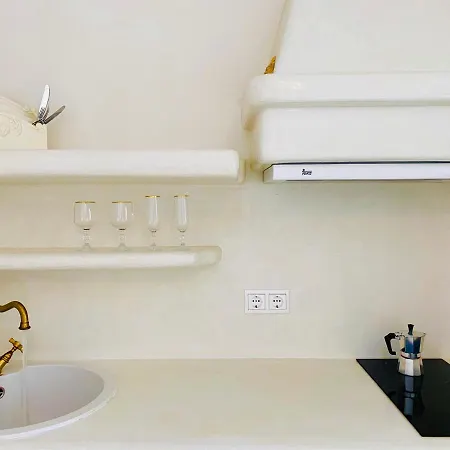 Deluxe Studios&suites Ageri-milos Apartment *