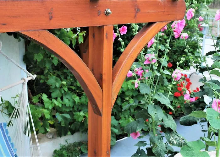 Appartement Deluxe & Ageri-milos Adámas