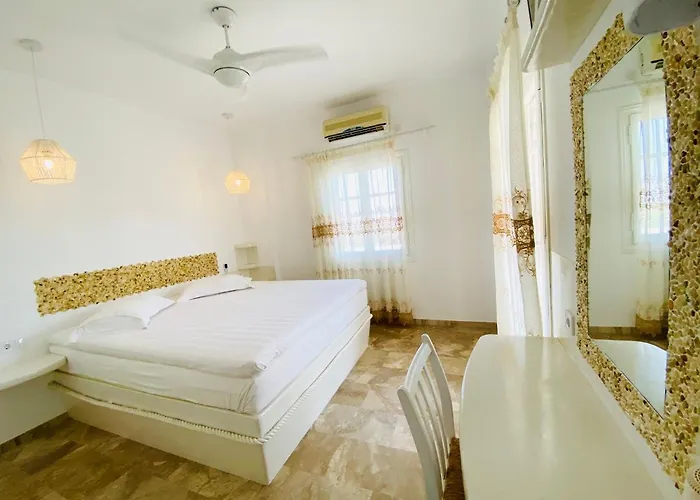 Deluxe & Ageri-milos Appartement