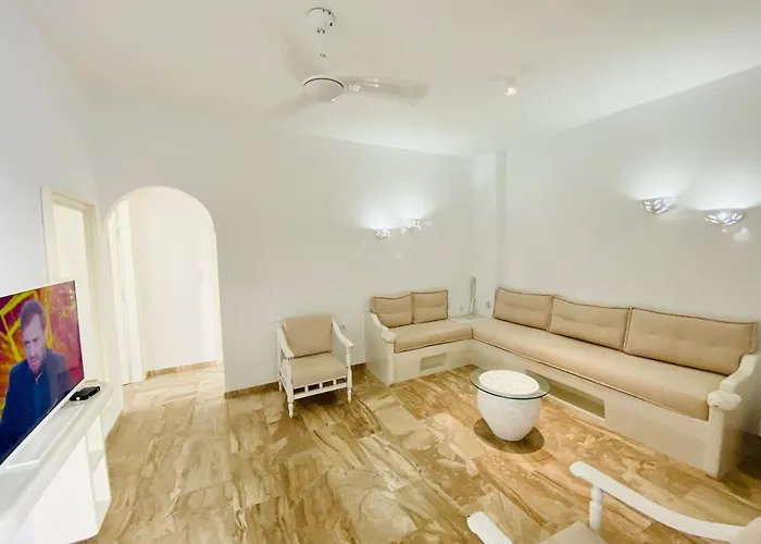 Deluxe & Ageri-milos Adámas