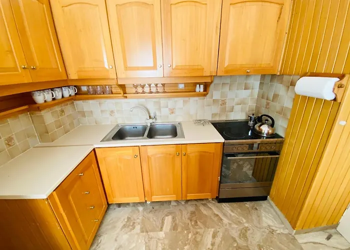 Deluxe & Ageri-milos *