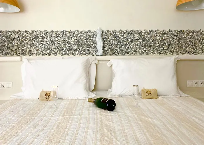 Apartamento Deluxe & Ageri-milos *