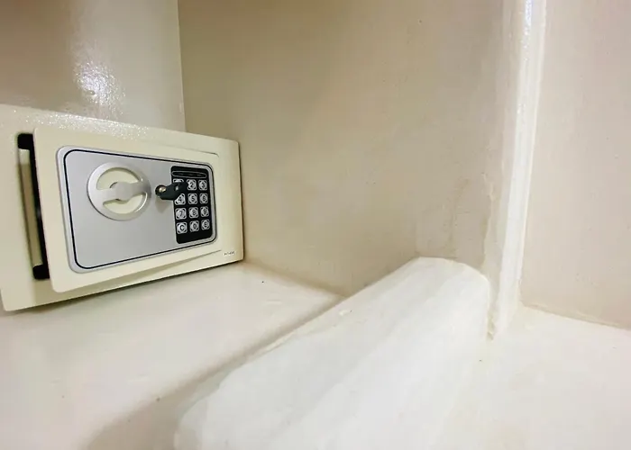 Deluxe & Ageri-milos Apartamento *