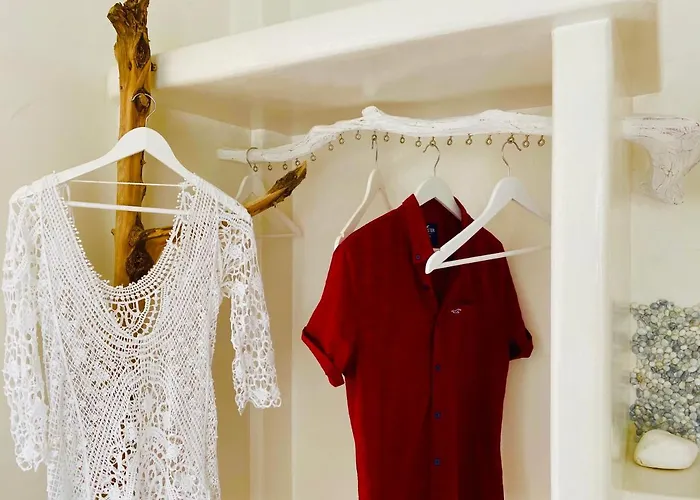 Deluxe & Ageri-milos