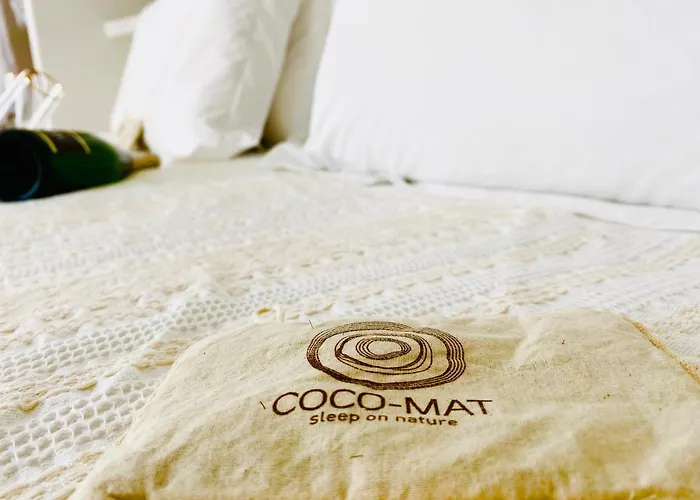 Deluxe & Ageri-milos * Adamantas (Milos)