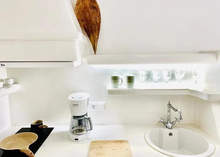 Deluxe & Ageri-milos *