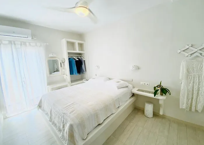 Deluxe & Ageri-milos