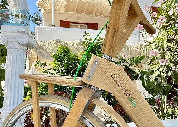 Deluxe & Ageri-milos